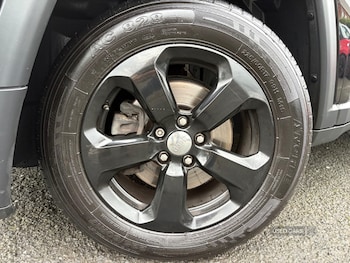 Used Jeep Compass 2018 for sale - 76167780: Photo 2