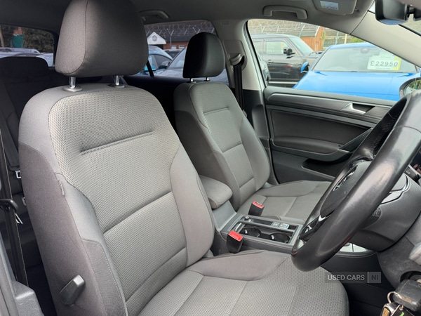 Used Volkswagen Golf 2017 for sale - 77684733: Photo 10