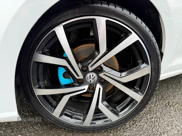 Used Volkswagen Golf 2017 for sale - 77684733: Photo 2