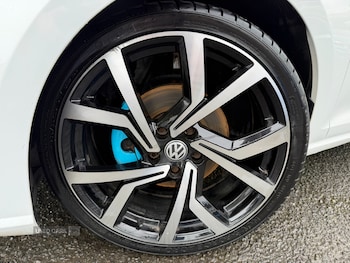 Used Volkswagen Golf 2017 for sale - 77684733: Photo