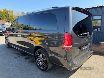 Used Mercedes-Benz V-Class 2023 for sale - 78376544: Photo