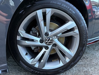 Used Volkswagen Golf 2023 for sale - 76753533: Photo