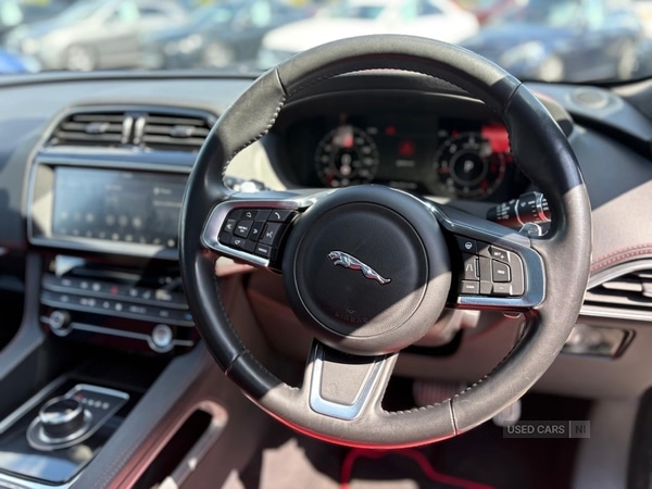 Used Jaguar F-Pace 2019 for sale - 75966187: Photo 15