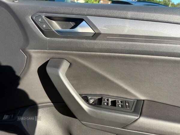 Used Volkswagen T-Roc 2021 for sale - 76073301: Photo 17