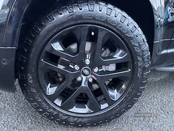 Used Land Rover Defender 2022 for sale - 78292728: Photo