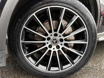Used Mercedes-Benz GLC 2017 for sale - 76167779: Photo 2