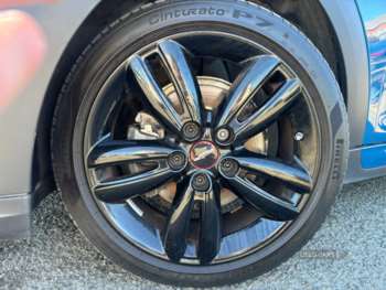 Used MINI Hatch 2021 for sale - 74136568: Photo