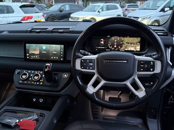 Used Land Rover Defender 2022 for sale - 77457072: Photo 12
