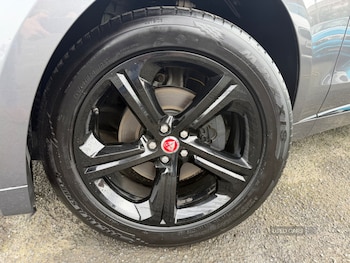 Used Jaguar F-Pace 2019 for sale - 78035318: Photo