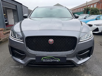 Used Jaguar F-Pace 2019 for sale - 78035318: Photo