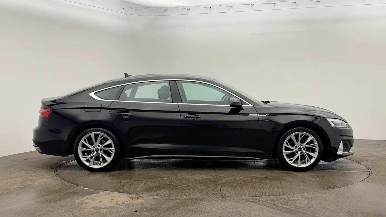 Used Audi A5 2023 for sale - 77106856: Photo 4