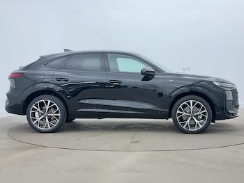 Used Audi Q3 2025 for sale - 78453789: Photo