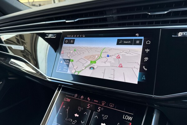 Used Audi SQ8 2025 for sale - 75819852: Photo 16