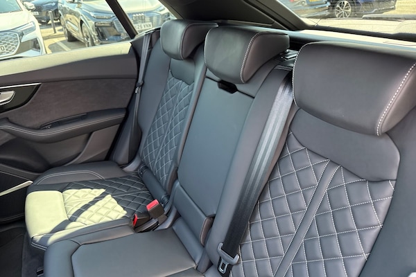 Used Audi SQ8 2025 for sale - 75819852: Photo 18