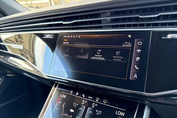 Used Audi SQ8 2025 for sale - 75819852: Photo 40