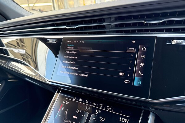 Used Audi SQ8 2025 for sale - 75819852: Photo 43