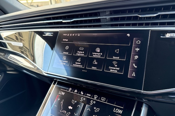 Used Audi SQ8 2025 for sale - 75819852: Photo 51