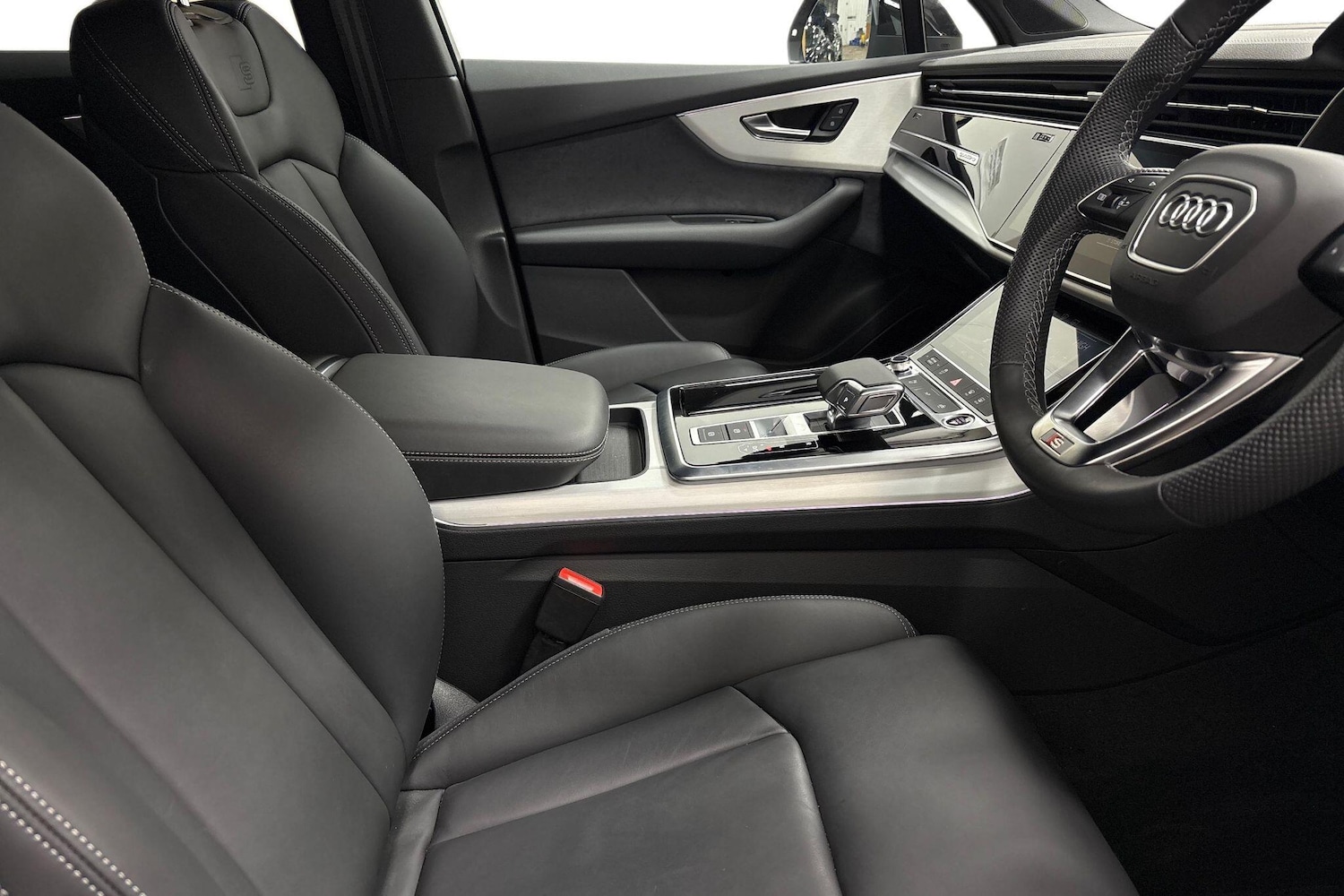 Used Audi Q7 2025 for sale - 76836366: Photo 11