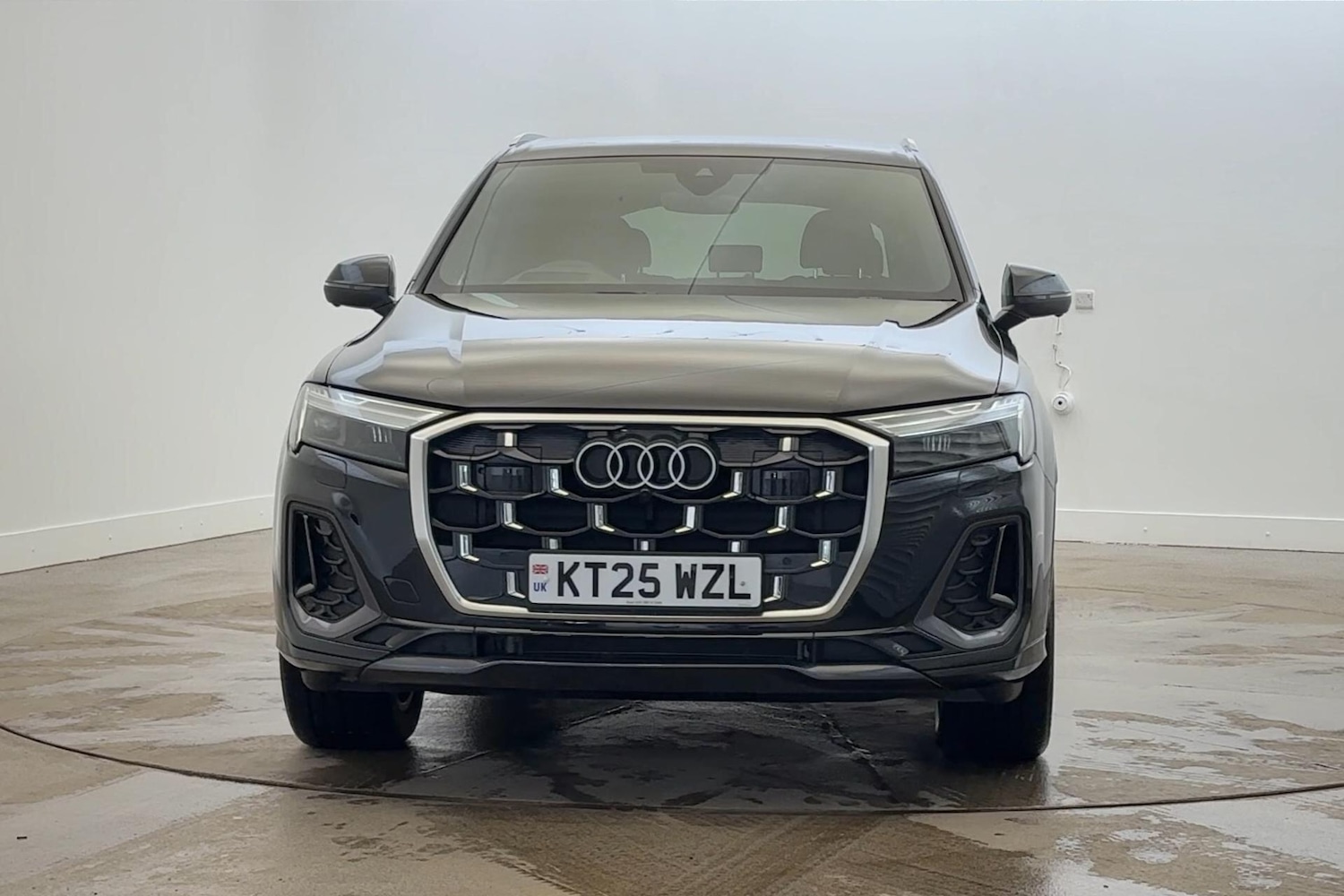 Used Audi Q7 2025 for sale - 76836366: Photo 8