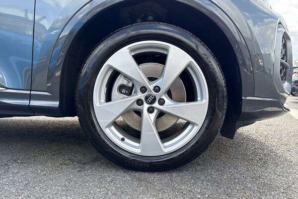 Used Audi Q5 2025 for sale - 74555637: Photo 9