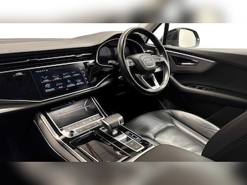 Used Audi Q7 2022 for sale - 77641925: Photo