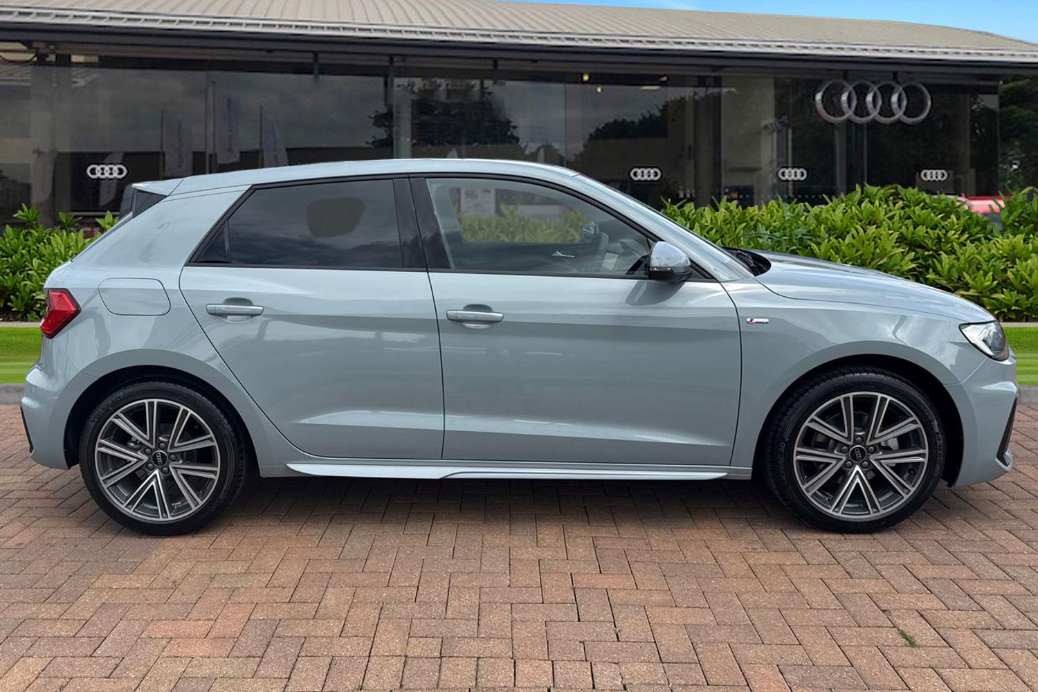 Used Audi A1 2025 for sale - 76133638: Photo 3