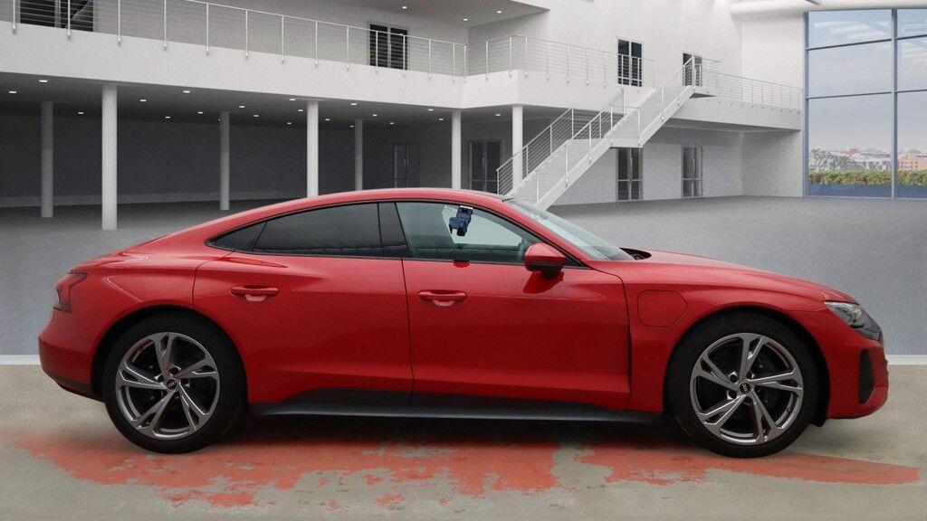 Used Audi e-tron GT 2022 for sale - 77138842: Photo 6