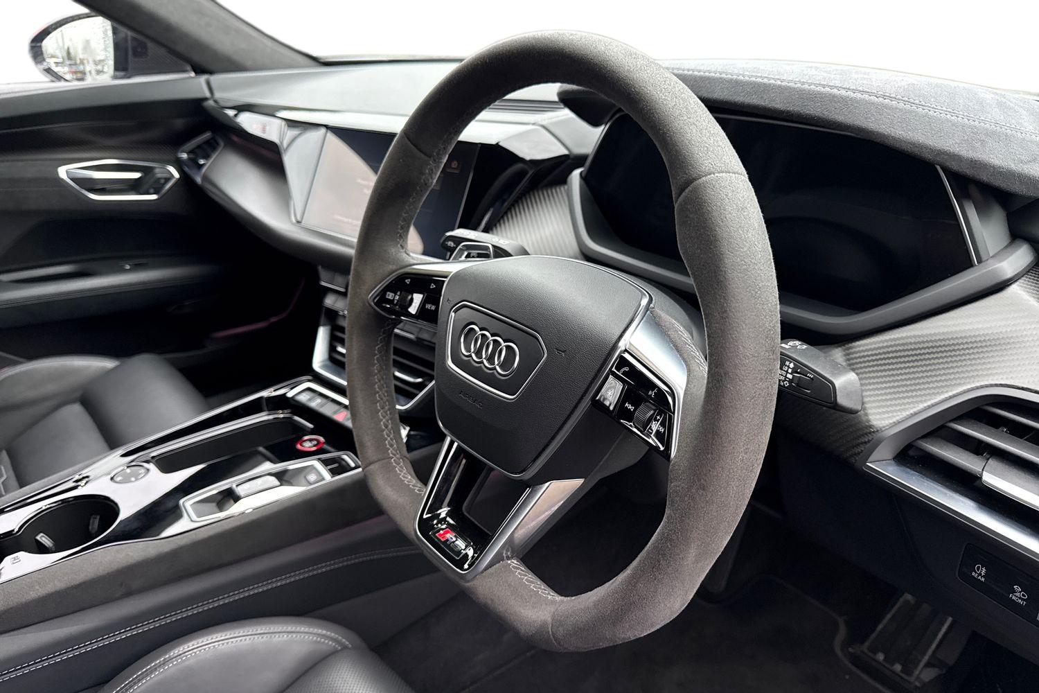 Used Audi RS e-tron GT 2023 for sale - 77368396: Photo 14
