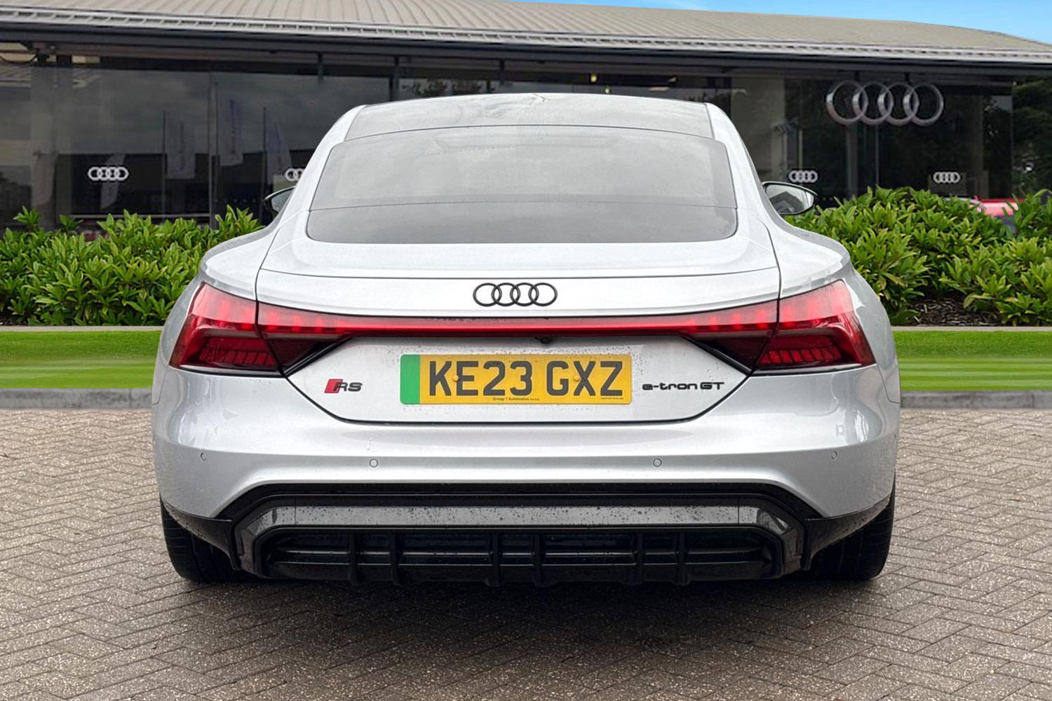 Used Audi RS e-tron GT 2023 for sale - 77368396: Photo 4