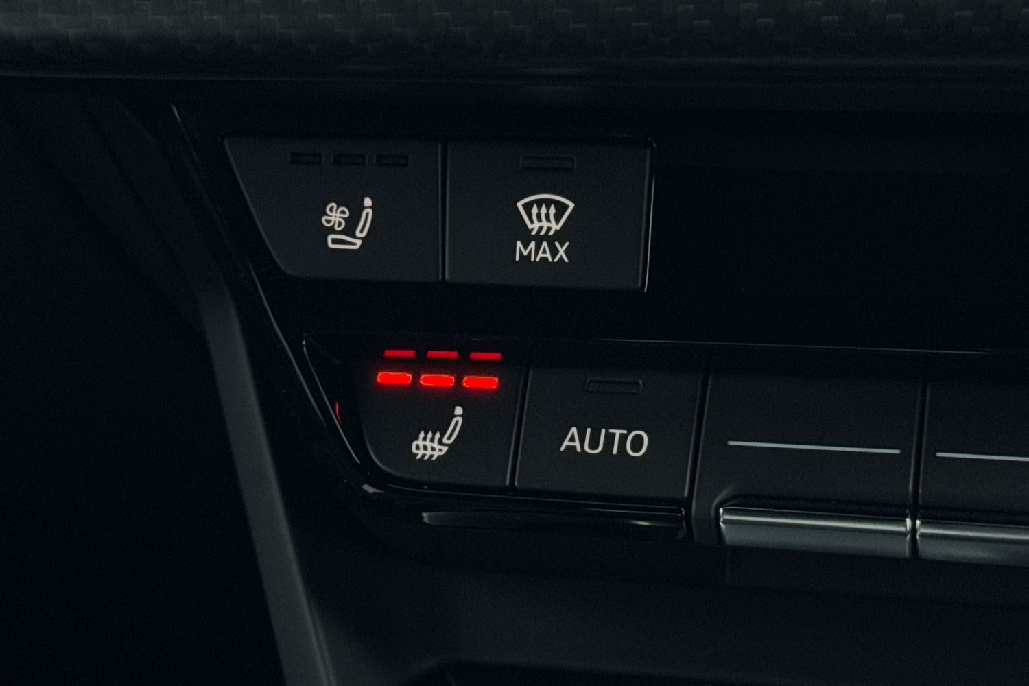 Used Audi RS e-tron GT 2023 for sale - 77368396: Photo 50