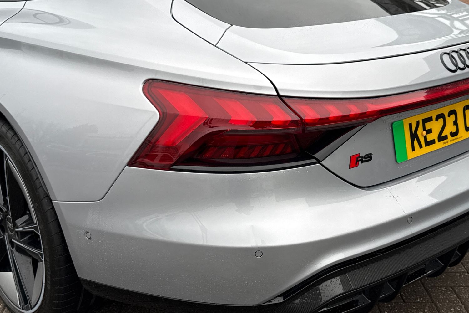 Used Audi RS e-tron GT 2023 for sale - 77368396: Photo 8