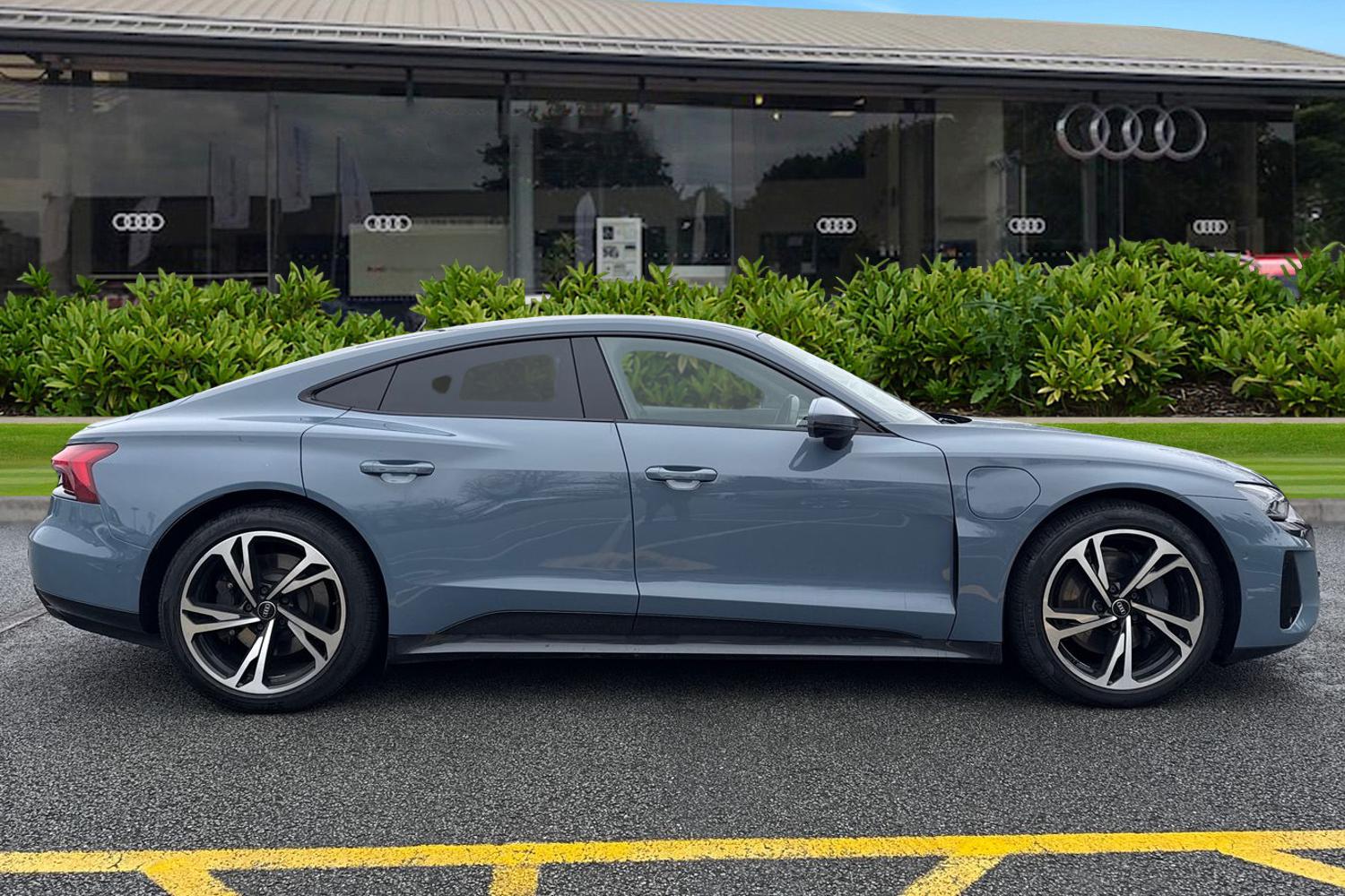 Used Audi e-tron GT 2022 for sale - 77374274: Photo 3