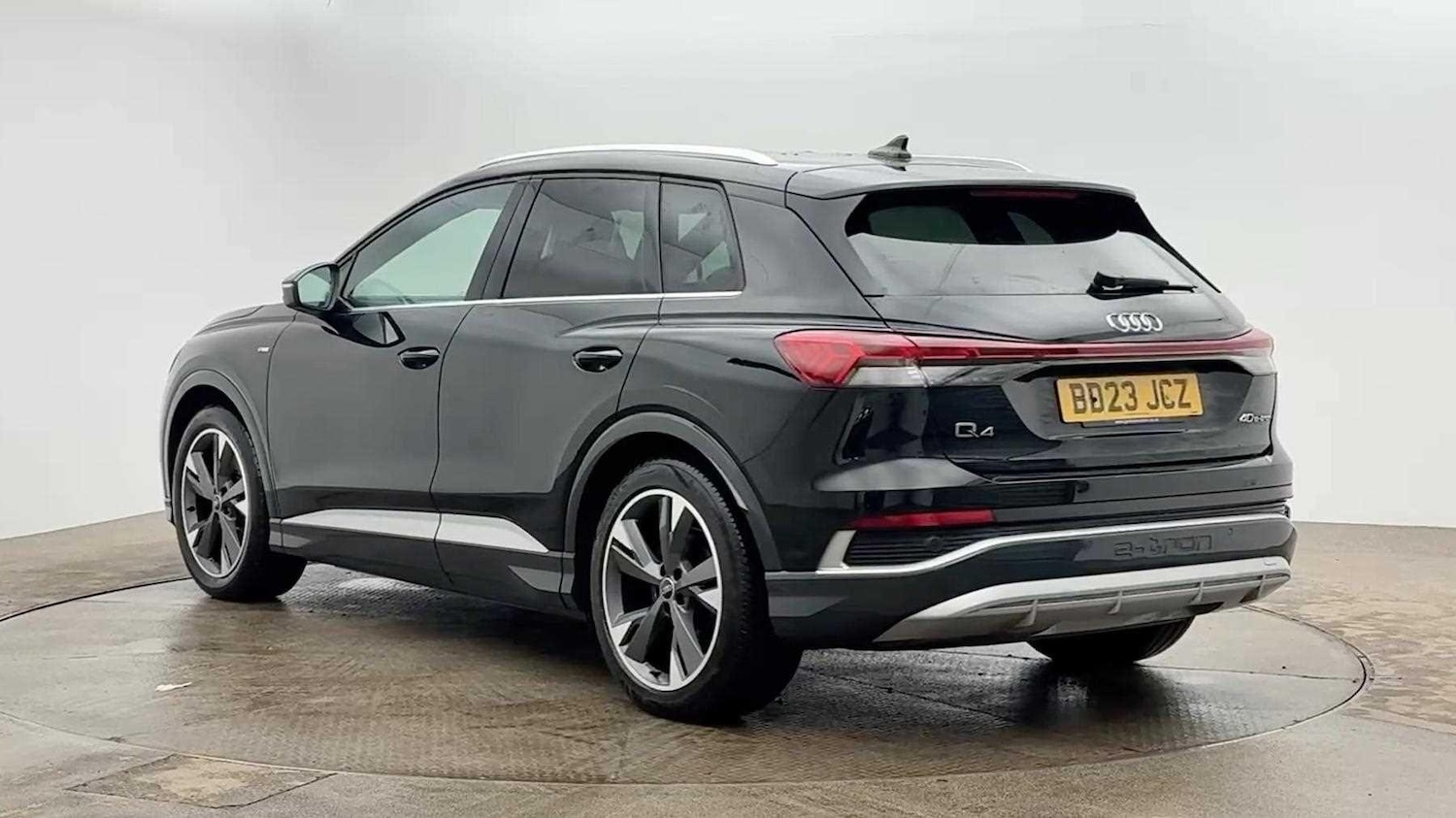 Used Audi Q4 e-tron 2023 for sale - 78210892: Photo 3