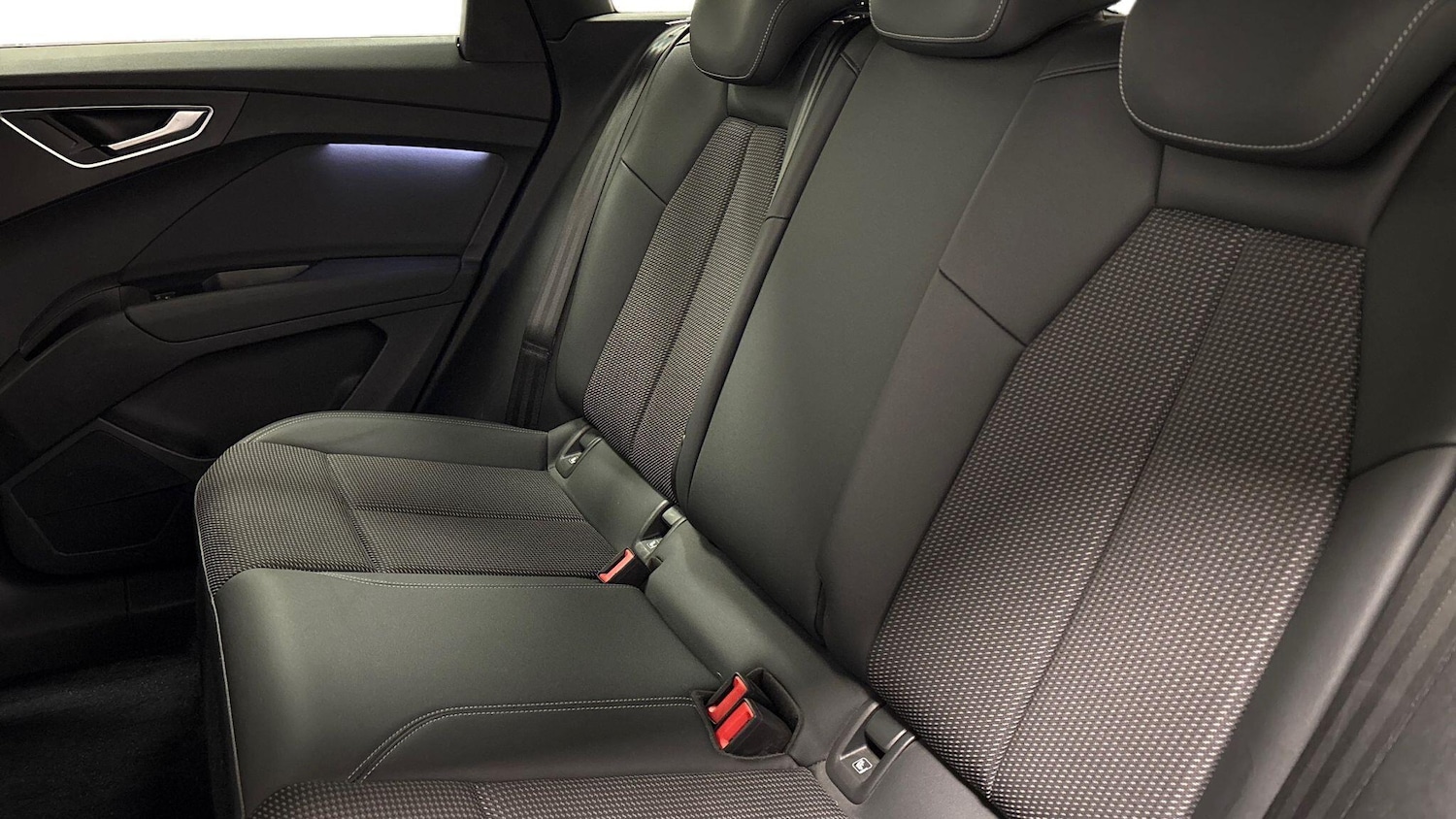 Used Audi Q4 e-tron 2023 for sale - 78210892: Photo 7