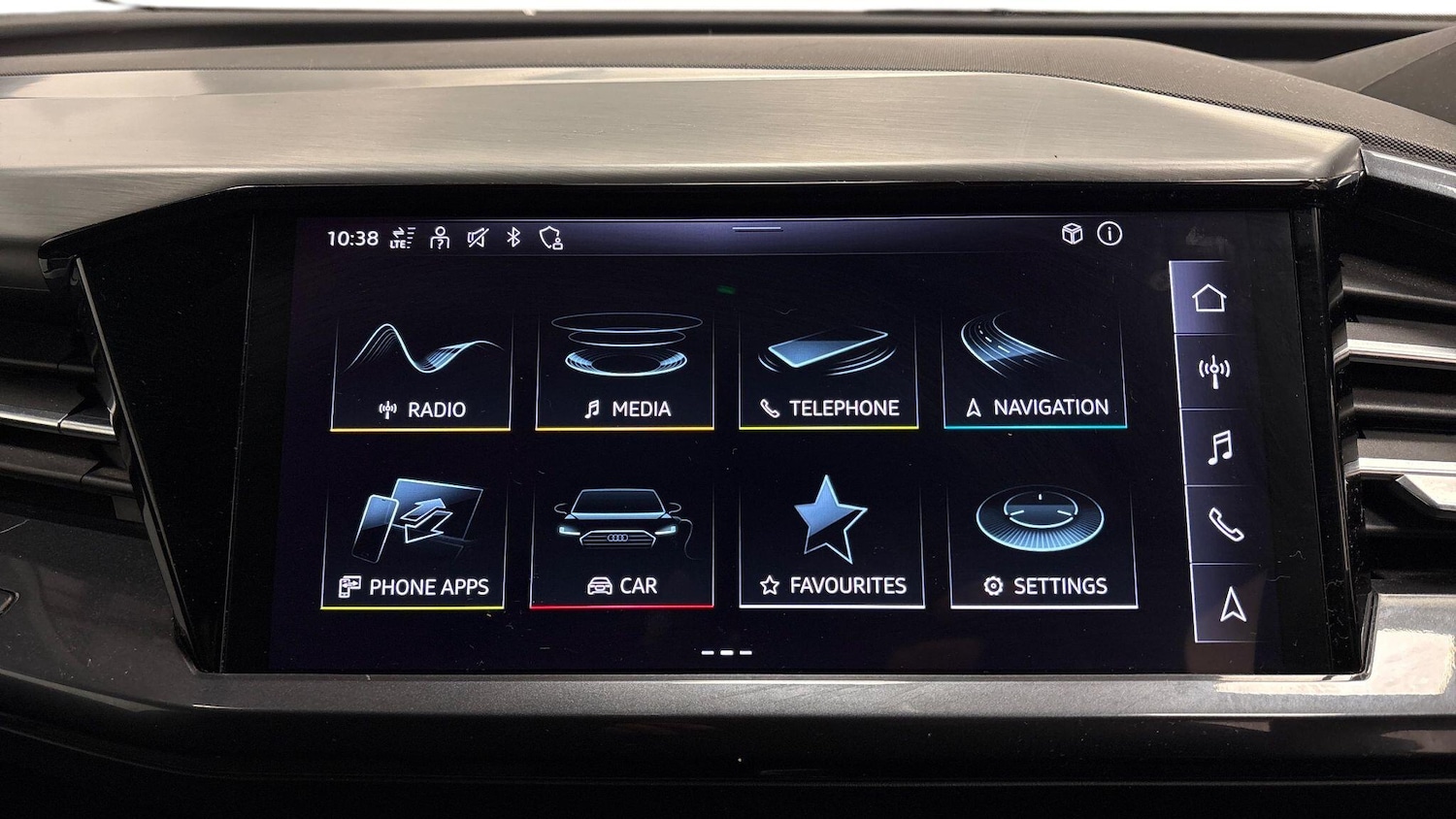 Used Audi Q4 e-tron 2023 for sale - 78210892: Photo 8