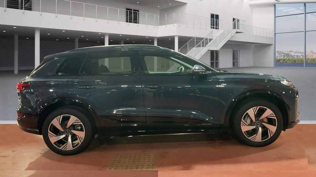 Used Audi Q6 e-tron 2025 for sale - 76919376: Photo 5