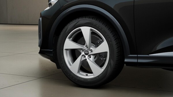 Used Audi Q5 2025 for sale - 73934953: Photo 4