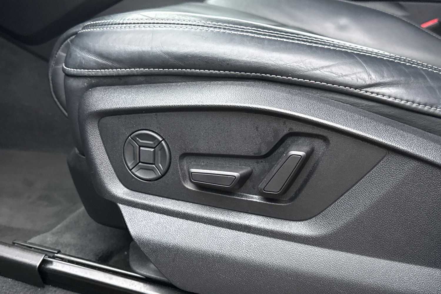 Used Audi Q8 2021 for sale - 77032394: Photo 44