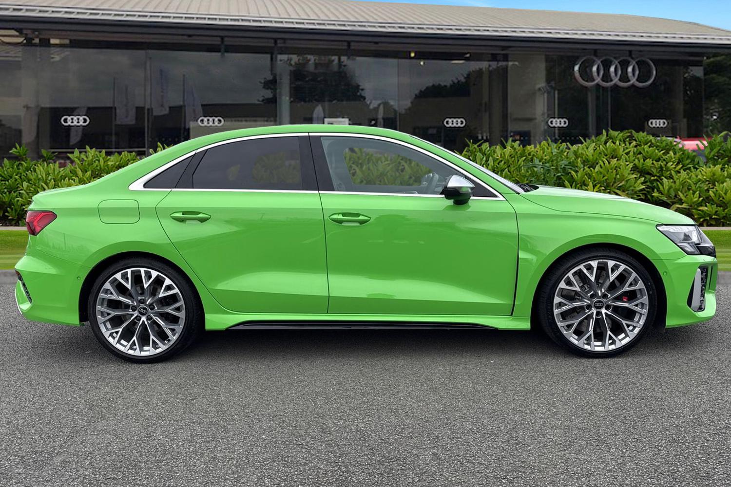 Used Audi RS3 2024 for sale - 77642100: Photo 3