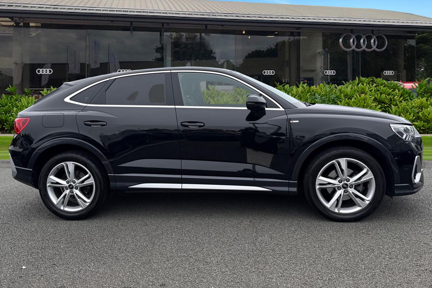 Used Audi Q3 2023 for sale - 76119816: Photo 3