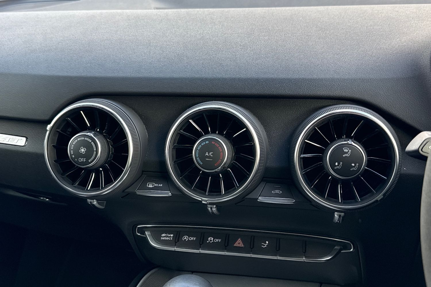 Used Audi TT 2023 for sale - 76401689: Photo 22