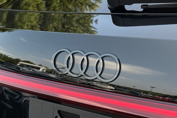 Used Audi SQ5 2025 for sale - 76323943: Photo 27