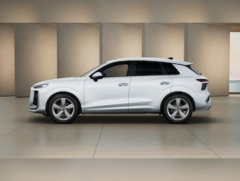 Used Audi Q3 2026 for sale - 77981840: Photo