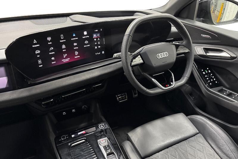 Used Audi Q6 e-tron 2025 for sale - 76128491: Photo 2