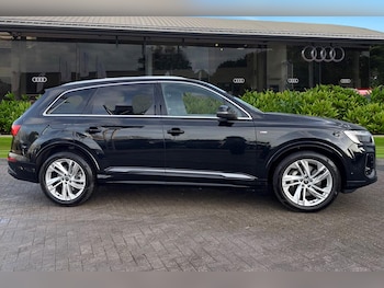 Used Audi Q7 2025 for sale - 76909357: Photo