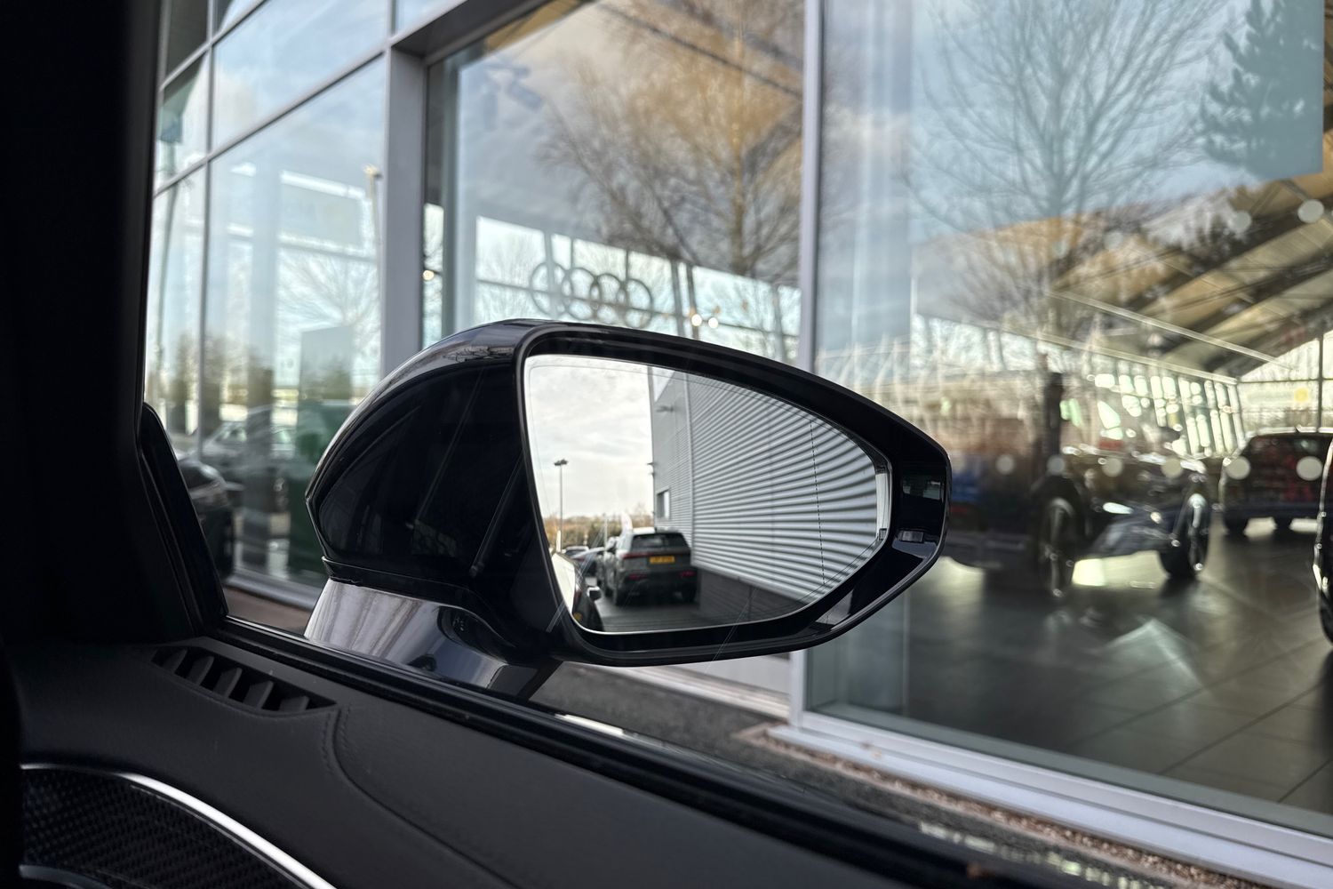 Used Audi S8 2023 for sale - 76863269: Photo 21