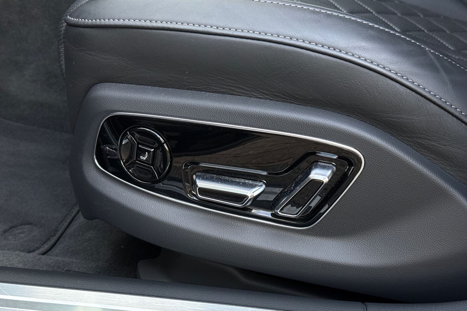 Used Audi S8 2023 for sale - 76863269: Photo 44