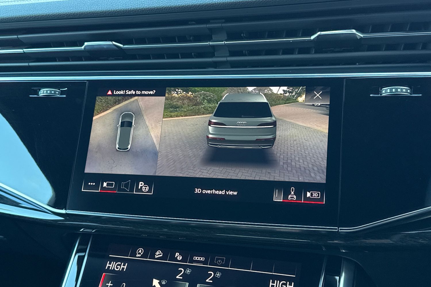 Used Audi Q7 2022 for sale - 76896097: Photo 33