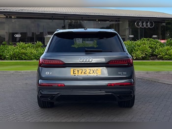 Used Audi Q7 2022 for sale - 76896097: Photo