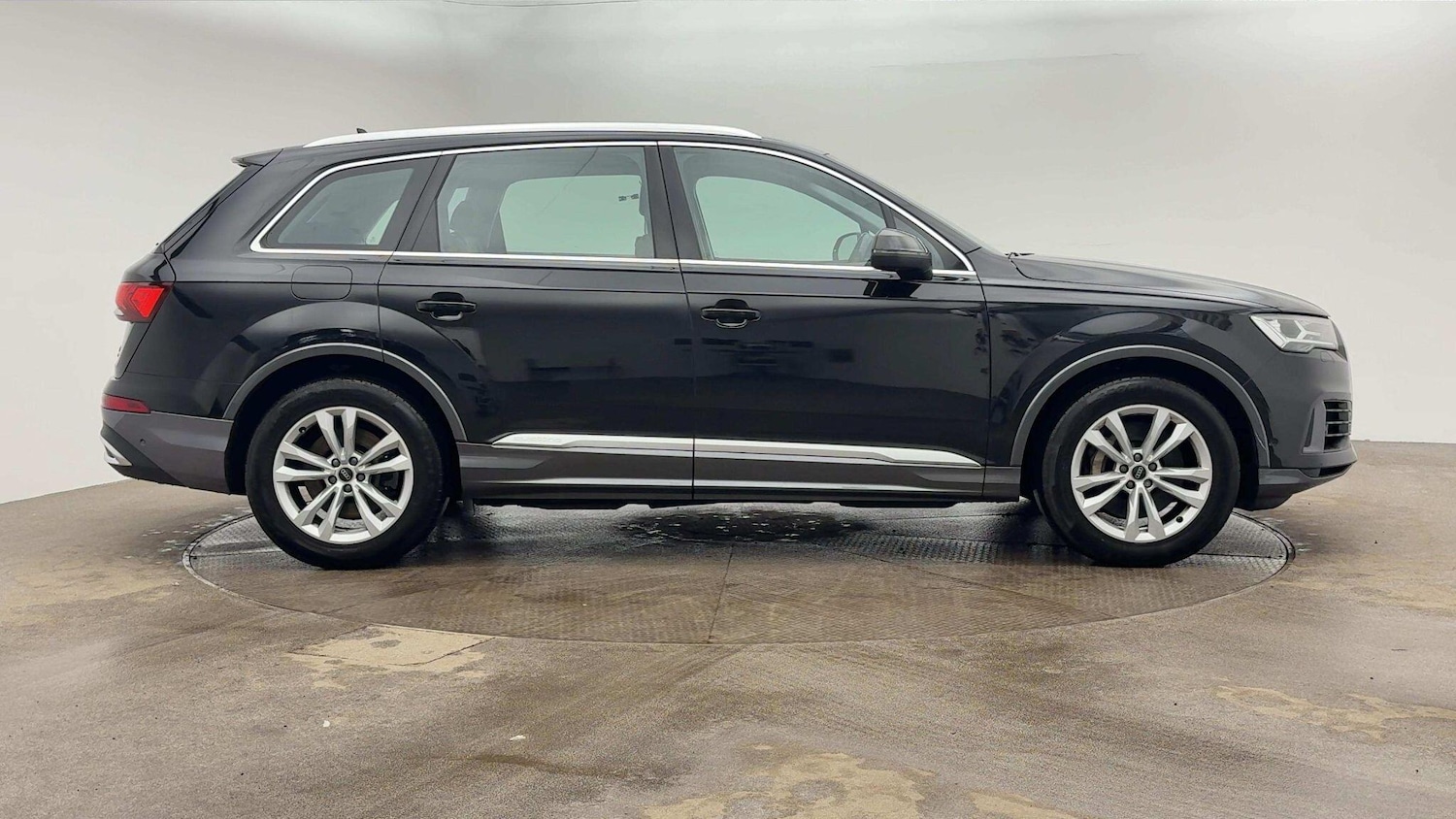 Used Audi Q7 2022 for sale - 77463137: Photo 4